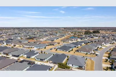 562 James Road, The Villages, FL 32163 - Photo 47