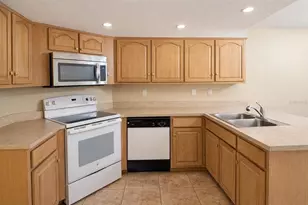 1901 Ashley Oaks Ct, Saint Cloud, FL 34771 - Photo 11