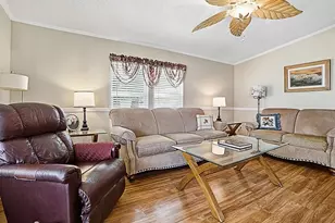 3217 Manatee Rd, Tavares, FL 32778 - Photo 11