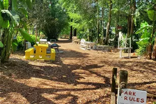 3217 Manatee Rd, Tavares, FL 32778 - Photo 29