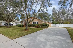 2439 Breezy Meadow Rd, Apopka, FL 32712 - Photo 7