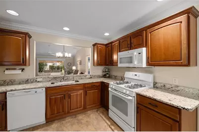 497 Little River Path, The Villages, FL 32162 - Photo 13