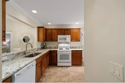 497 Little River Path, The Villages, FL 32162 - Photo 9