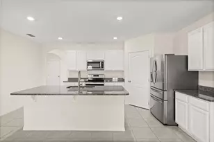 5259 Mahogany Dr, Mount Dora, FL 32757 - Photo 11