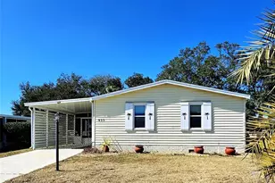 933 Oleander St, Lady Lake, FL 32159 - Photo 1