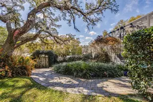 1500 E Crooked Lake Dr, Eustis, FL 32726 - Photo 37