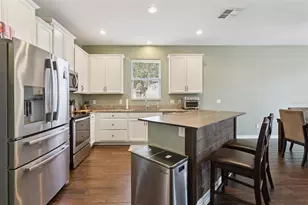 2400 Artist Point Ct, Apopka, FL 32703 - Photo 11