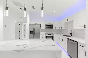 210 Palermo Pl, The Villages, FL 32159 - Photo 17