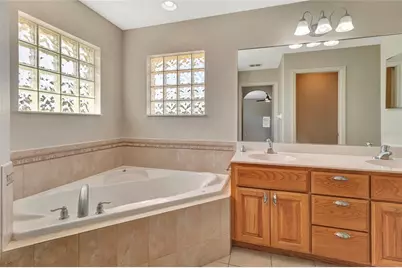 106 Fairway Circle, Umatilla, FL 32784 - Photo 19