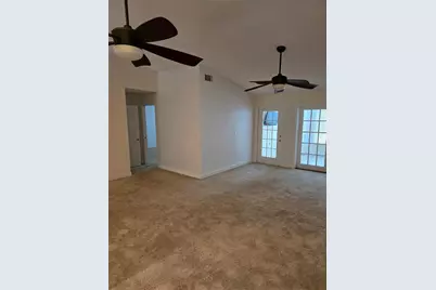 8701 Village Green Boulevard, Clermont, FL 34711 - Photo 5