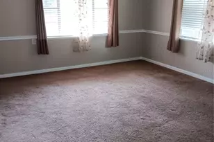 929 E Citrus Ave, Eustis, FL 32726 - Photo 7