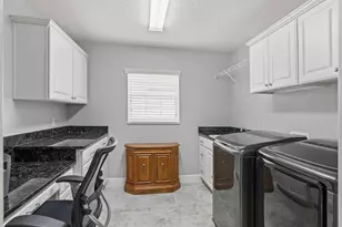 670 Woodbridge Wy, The Villages, FL 32163 - Photo 47