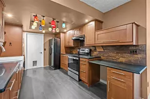 12244 Delaware Woods Ln, Orlando, FL 32824 - Photo 15