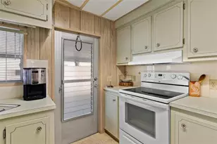 616 Old Colony Rd, Leesburg, FL 34748 - Photo 7