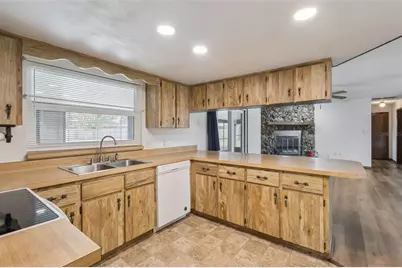 35025 Raintree Drive, Fruitland Park, FL 34731 - Photo 9