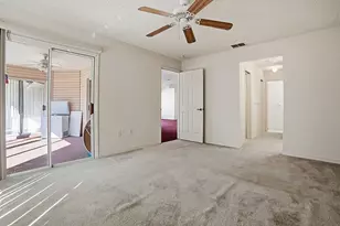 752 Old Oaks Ln, Leesburg, FL 34748 - Photo 13