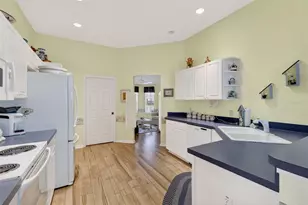 648 San Marino Dr, The Villages, FL 32159 - Photo 13