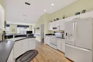 648 San Marino Dr, The Villages, FL 32159 - Photo 15