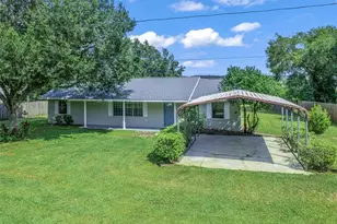 11495 SE 121st Lane Rd, Belleview, FL 34420 - Photo 1