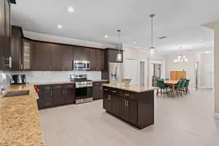 12560 NE 49th Dr, Oxford, FL 34484 - Photo 13