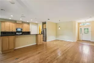 8301 Bridgeport Bay Cir, Mount Dora, FL 32757 - Photo 17