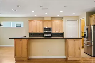 8301 Bridgeport Bay Cir, Mount Dora, FL 32757 - Photo 23