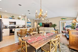 3930 E Torch Lake Dr, The Villages, FL 32163 - Photo 9