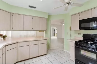 822 Dundee Circle, Leesburg, FL 34788 - Photo 13
