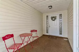 822 Dundee Cir, Leesburg, FL 34788 - Photo 5