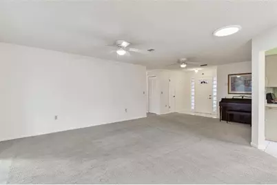 822 Dundee Circle, Leesburg, FL 34788 - Photo 9