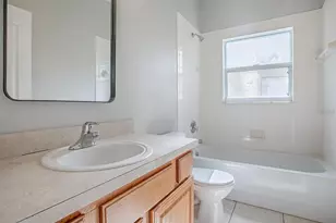 1321 Kellogg Dr, Tavares, FL 32778 - Photo 21