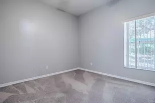 1321 Kellogg Dr, Tavares, FL 32778 - Photo 19