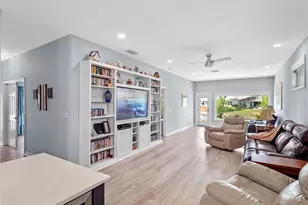 21849 Tartan St, Leesburg, FL 34748 - Photo 5