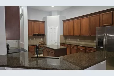 317 E Blue Water Edge Drive, Eustis, FL 32736 - Photo 23