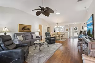 17194 SE 85th Willowick Cir, The Villages, FL 32162 - Photo 5