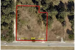 833 Co Rd 466A, Fruitland Park, FL 34731 - Photo 1