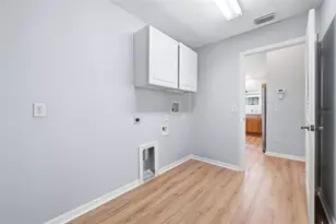 2454 Morven Park Way, The Villages, FL 32162 - Photo 33