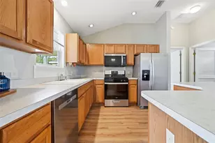 2454 Morven Park Way, The Villages, FL 32162 - Photo 9