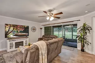 26925 White Plains Way, Leesburg, FL 34748 - Photo 5