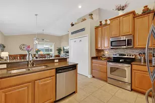 6304 Rolden Ct, Mount Dora, FL 32757 - Photo 7