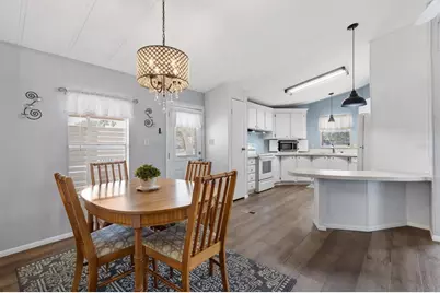 724 Royal Palm Avenue, Lady Lake, FL 32159 - Photo 9