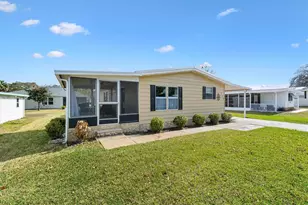 724 Royal Palm Ave, Lady Lake, FL 32159 - Photo 3