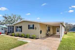 724 Royal Palm Ave, Lady Lake, FL 32159 - Photo 1