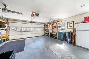 1805 Kaufman Cir, The Villages, FL 32159 - Photo 45