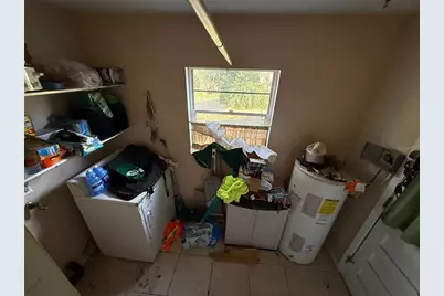 109 E Cedar Street, Howey in the Hills, FL 34737 - Photo 5