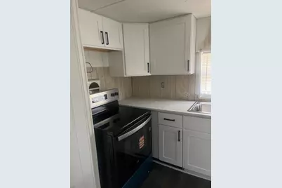 816 Beechwood Avenue, Lady Lake, FL 32159 - Photo 9