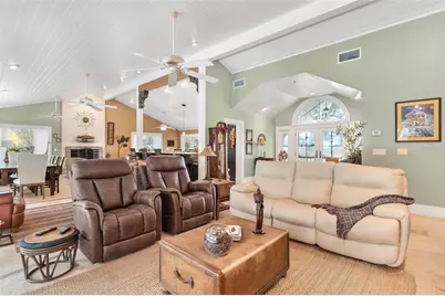 9175 Silver Lake Drive, Leesburg, FL 34788 - Photo 11