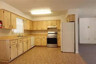 926 Cr 467, Lake Panasoffkee, FL 33538 - Photo 5