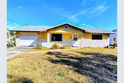 926 Cr 467, Lake Panasoffkee, FL 33538 - Photo 1