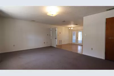 926 Cr 467, Lake Panasoffkee, FL 33538 - Photo 9